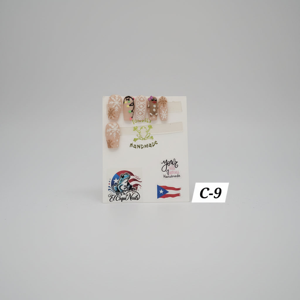 C-9 Gingerbread Couple