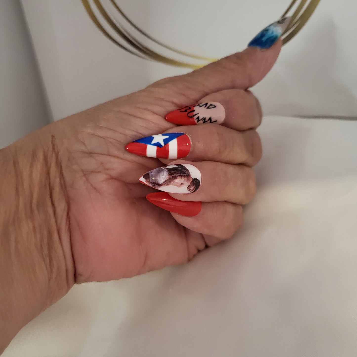 M-719 Bad Bunny